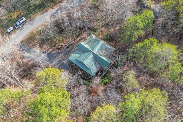 2740 Mountain View Circle, Sevierville, TN 37862