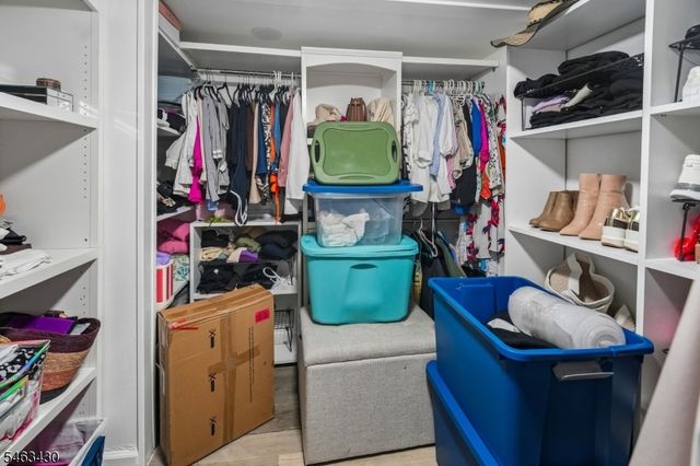 12 Silleck St, Clifton City, NJ 07013
