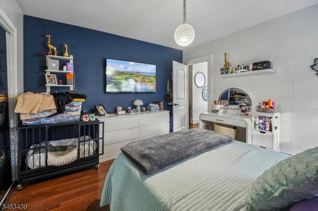 12 Silleck St, Clifton City, NJ 07013
