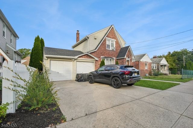12 Silleck St, Clifton City, NJ 07013