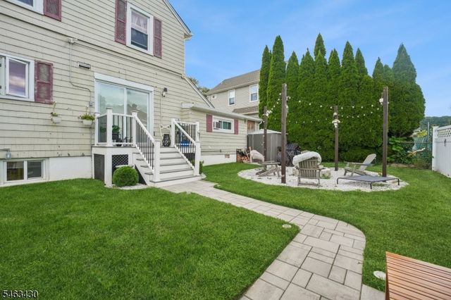 12 Silleck St, Clifton City, NJ 07013
