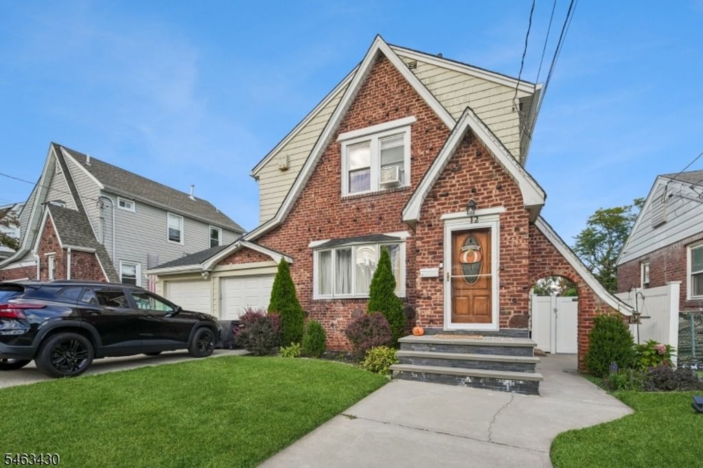 12 Silleck St, Clifton City, NJ 07013 — photo 2