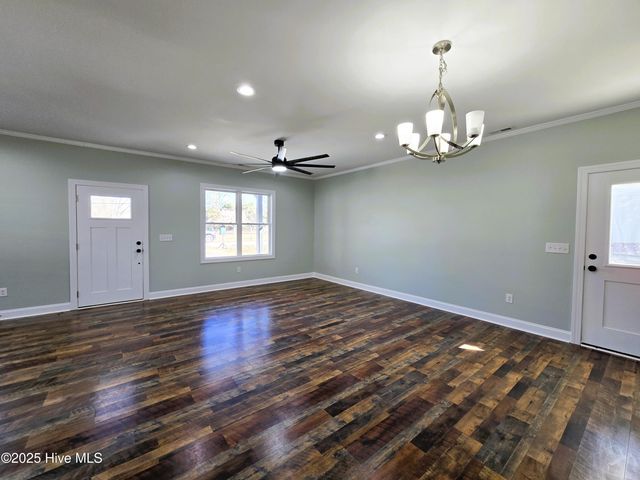 214 E Railroad Street, La Grange, NC 28551