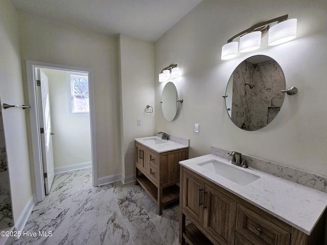 214 E Railroad Street, La Grange, NC 28551