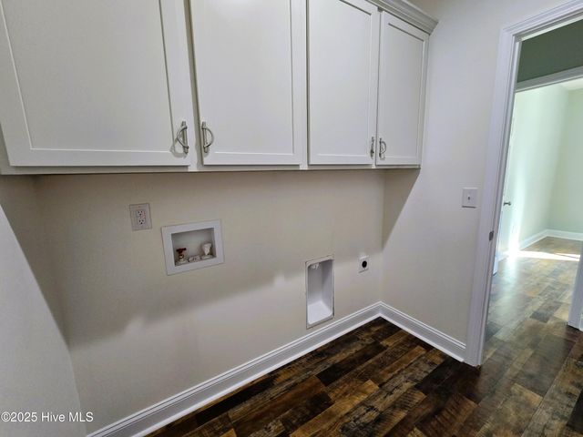 214 E Railroad Street, La Grange, NC 28551