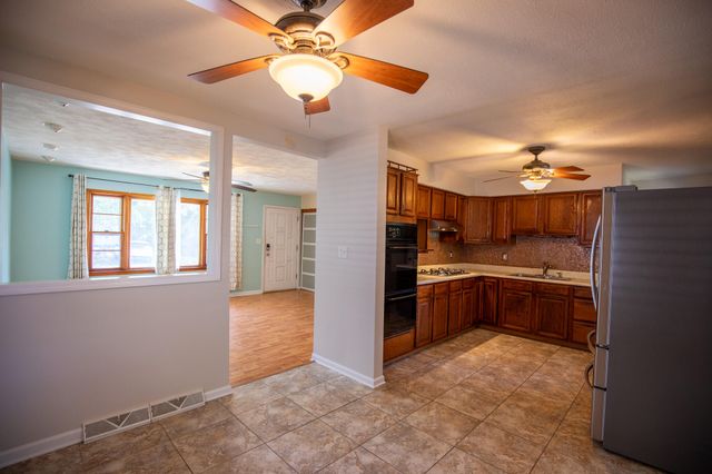 1060 N Vanderburg Street, Gary, IN 46403