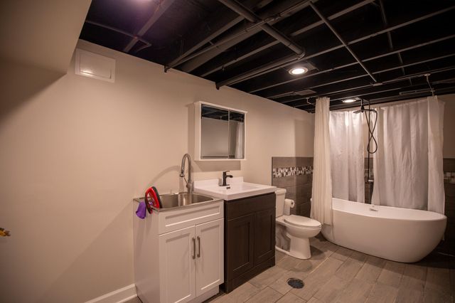 1060 N Vanderburg Street, Gary, IN 46403