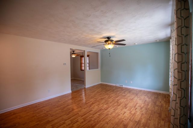 1060 N Vanderburg Street, Gary, IN 46403