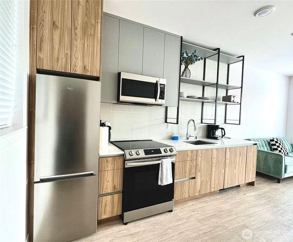 440 13th Ave, Seattle, WA 98122
