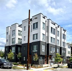 440 13th Ave, Seattle, WA 98122