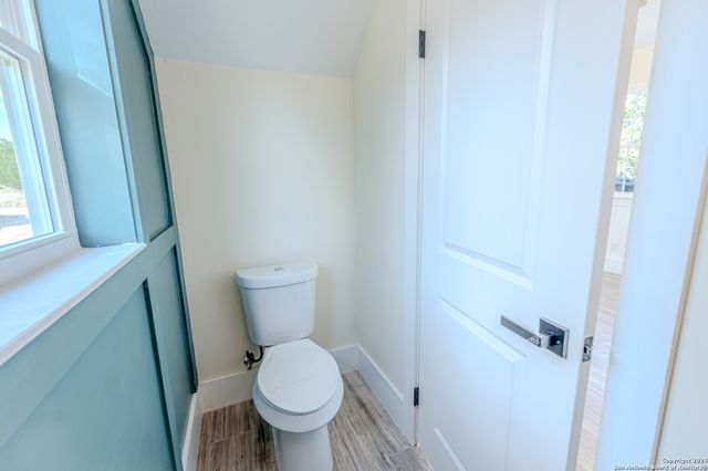 7828 Whartons Dock, Bandera, TX 78003