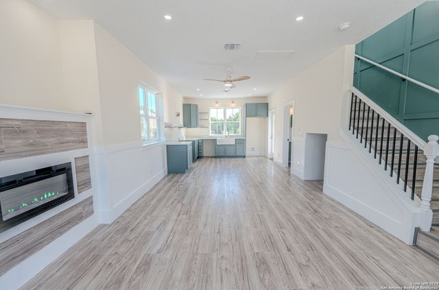 7828 Whartons Dock, Bandera, TX 78003