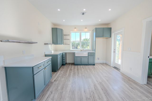 7828 Whartons Dock, Bandera, TX 78003