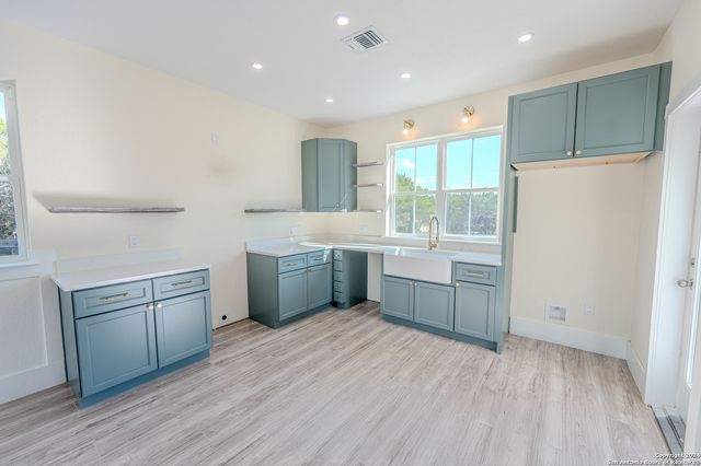 7828 Whartons Dock, Bandera, TX 78003