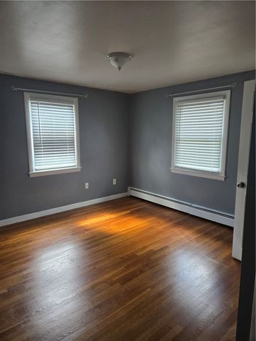 89 Columbia Avenue, Pawtucket, RI 02860
