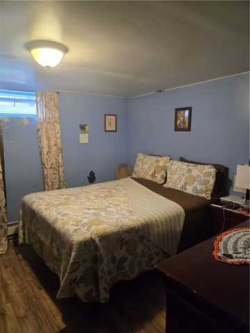 89 Columbia Avenue, Pawtucket, RI 02860