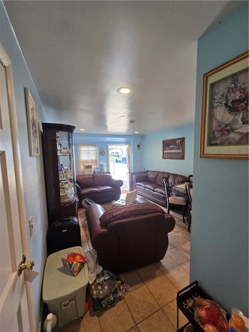 89 Columbia Avenue, Pawtucket, RI 02860