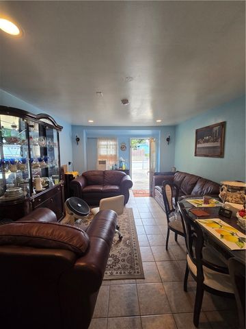 89 Columbia Avenue, Pawtucket, RI 02860