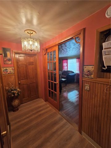 89 Columbia Avenue, Pawtucket, RI 02860