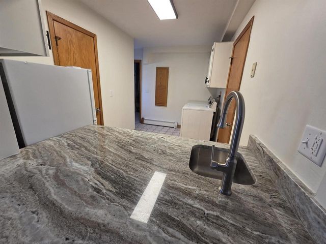 3221 Dover Court, Janesville, WI 53546