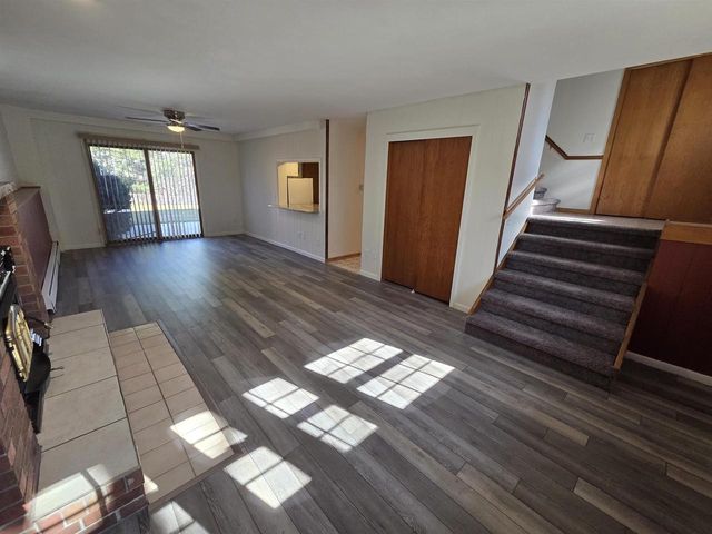 3221 Dover Court, Janesville, WI 53546