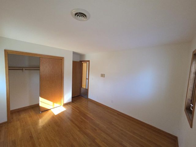 3221 Dover Court, Janesville, WI 53546