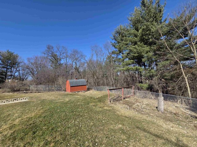 3221 Dover Court, Janesville, WI 53546