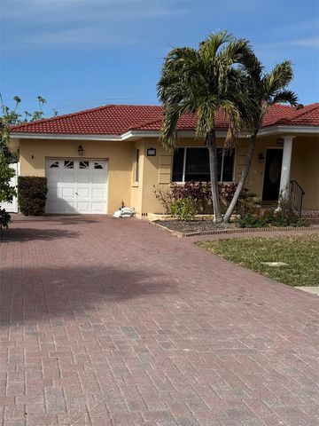 988 BRUCE AVENUE, Clearwater Beach, FL 33767