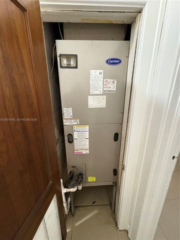 1560 NW 25th Ave 1, Miami, FL 33125