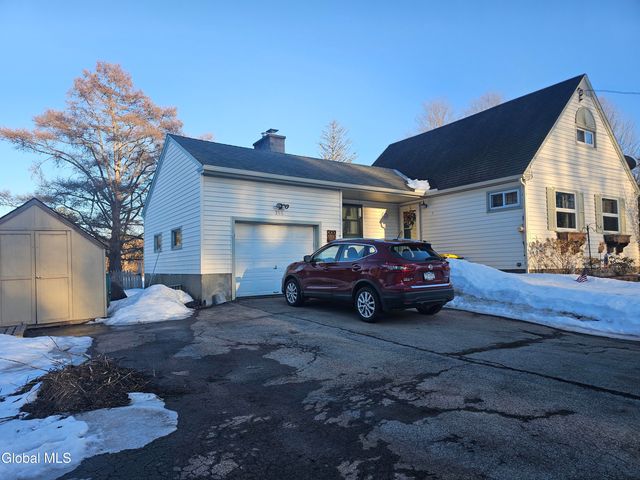 200 Meadowbrook Road, Queensbury, NY 12804