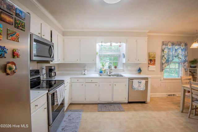 124 Osceola Drive, Greenville, NC 27858
