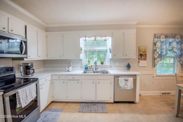 124 Osceola Drive, Greenville, NC 27858