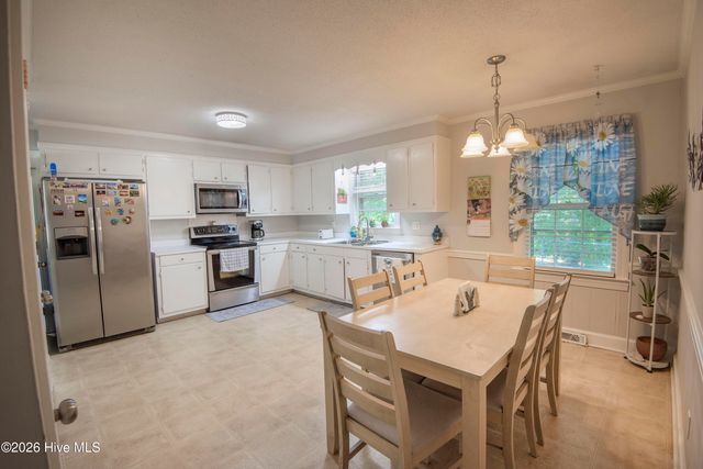 124 Osceola Drive, Greenville, NC 27858