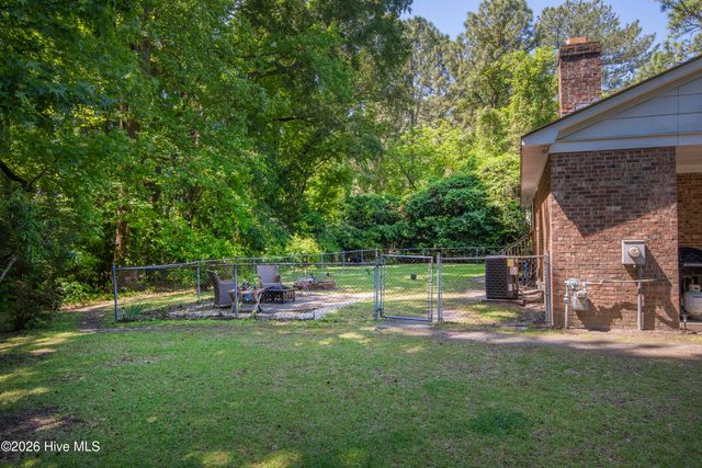 124 Osceola Drive, Greenville, NC 27858