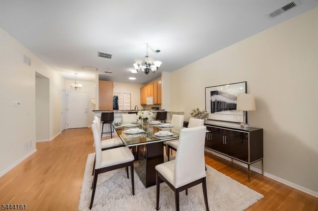3108 Cedar Village Blvd 108, East Brunswick Twp., NJ 08816