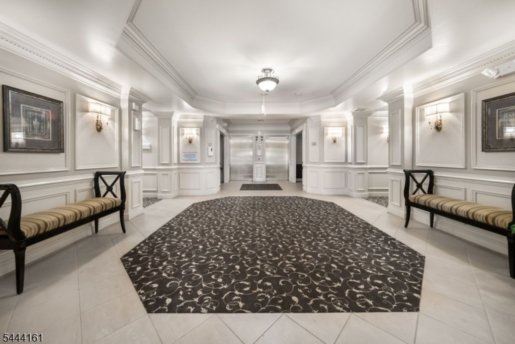 3108 Cedar Village Blvd 108, East Brunswick Twp., NJ 08816