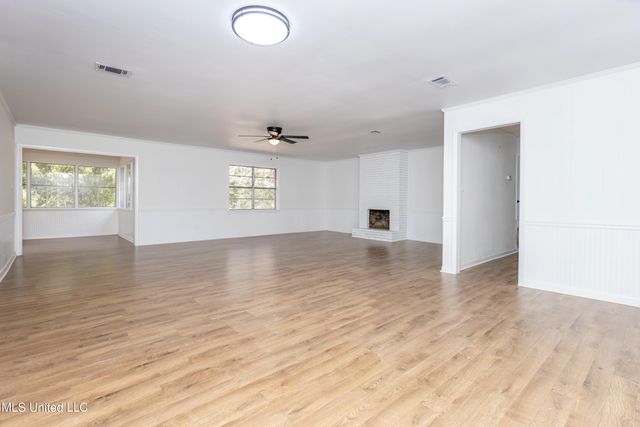 2408 Callie Road, Gautier, MS 39553