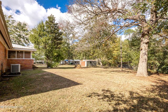2408 Callie Road, Gautier, MS 39553