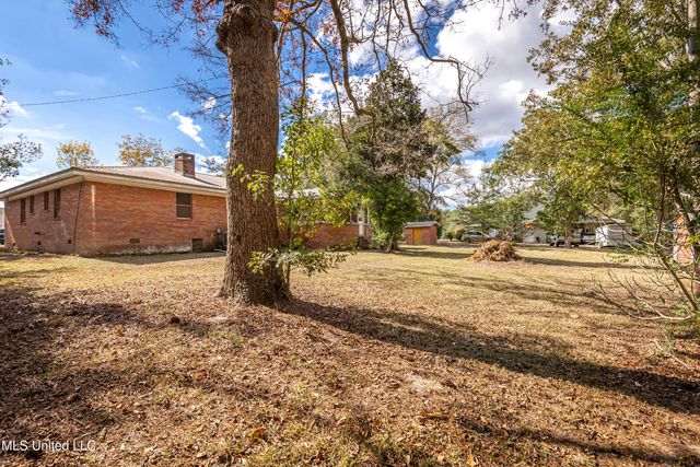2408 Callie Road, Gautier, MS 39553