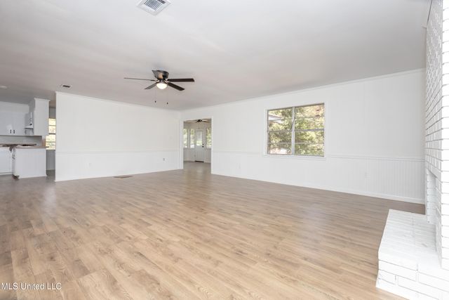2408 Callie Road, Gautier, MS 39553