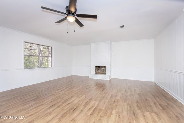 2408 Callie Road, Gautier, MS 39553