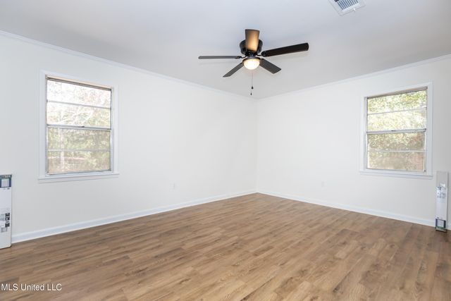 2408 Callie Road, Gautier, MS 39553