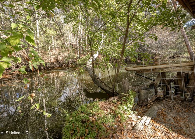 2408 Callie Road, Gautier, MS 39553