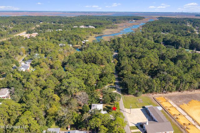2408 Callie Road, Gautier, MS 39553