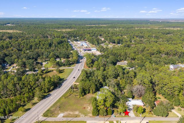2408 Callie Road, Gautier, MS 39553