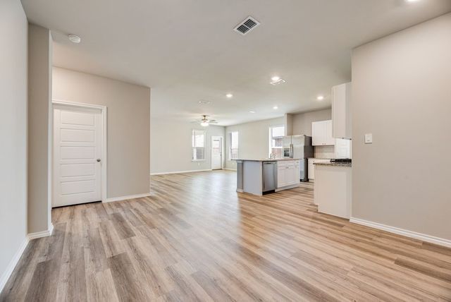 752 Rubicon Road, Fort Worth, TX 76247