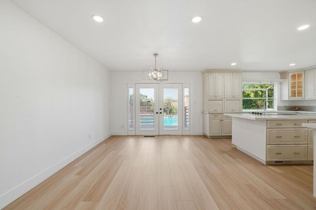 8437 Hidden Valley Cir, Fair Oaks, CA 95628