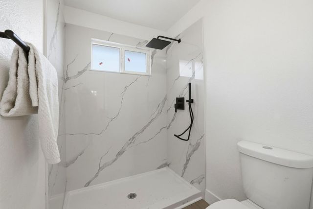 8437 Hidden Valley Cir, Fair Oaks, CA 95628