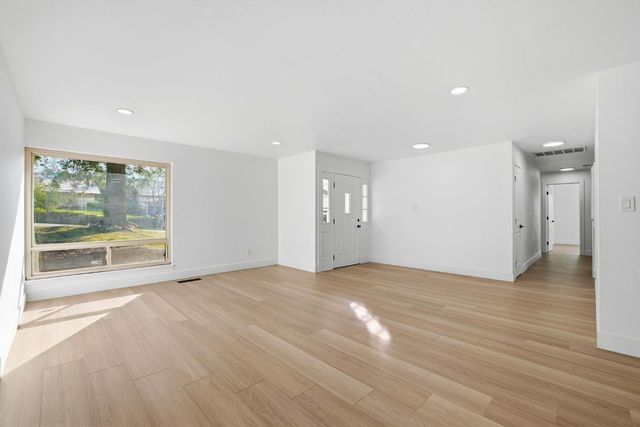 8437 Hidden Valley Cir, Fair Oaks, CA 95628