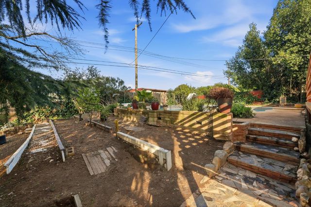 8437 Hidden Valley Cir, Fair Oaks, CA 95628